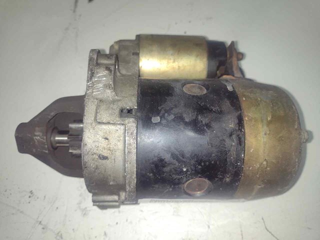 Um motor 1.5 i.e. g4dj. MC109018