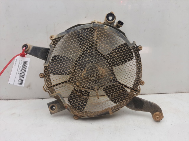 Ventilador (roda de aletas) do radiador de esfriamento MD331585 Mitsubishi