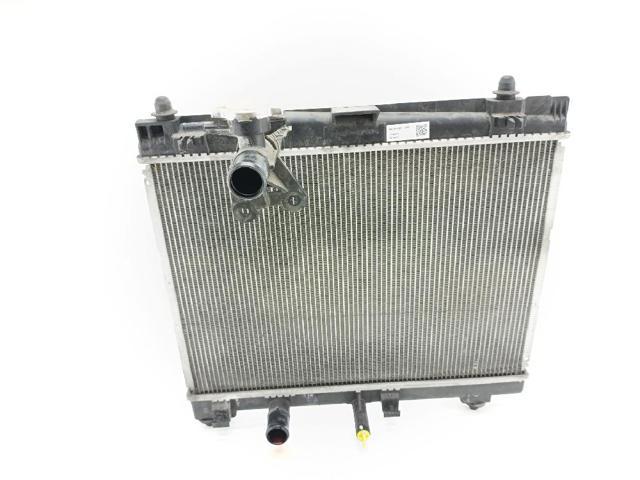 MF4221333845 TOYOTA Радиатор охлаждения двигателя купить в Полтава