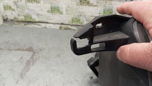 MN136501 MITSUBISHI Левая фара купить в Черкассы