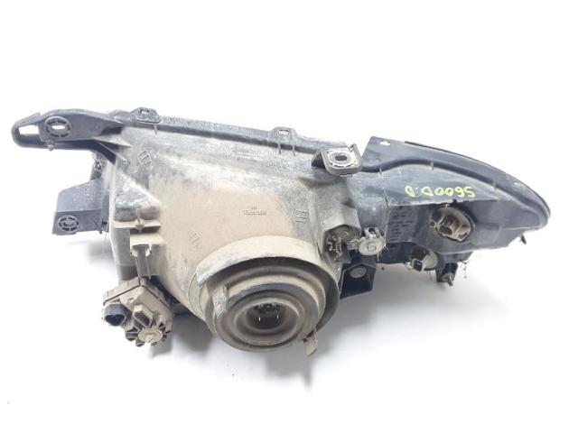 MN136502 MITSUBISHI Фара правая купить в Харьков