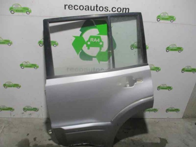 Porta traseira esquerda MN150367 Mitsubishi