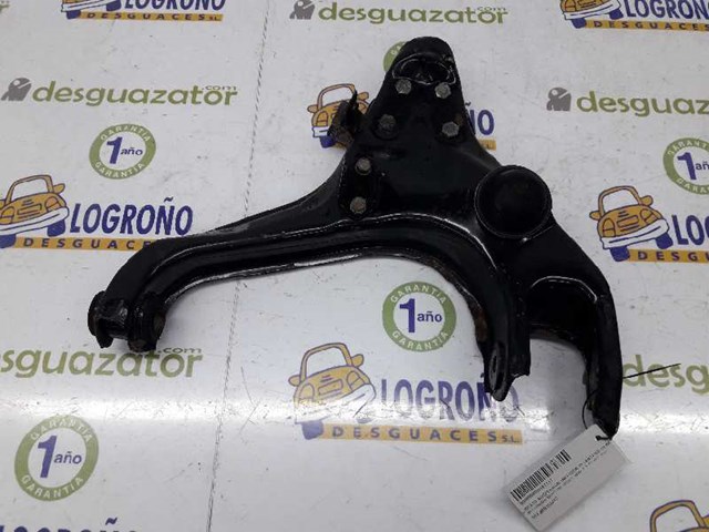 Braço oscilante inferior direito de suspensão dianteira MN150412 Mitsubishi