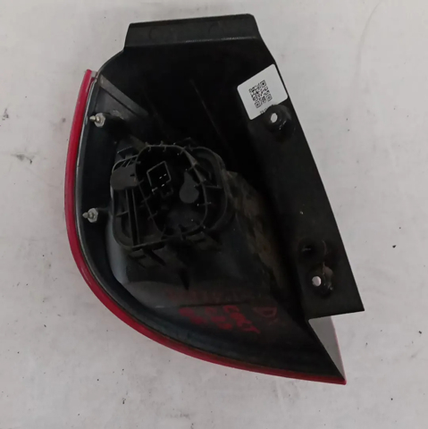 MN186268 MITSUBISHI Фонарь задний правый внешний купить в Украина