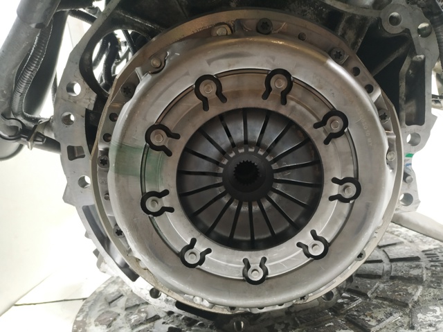 MR16 NISSAN купить в Ровно