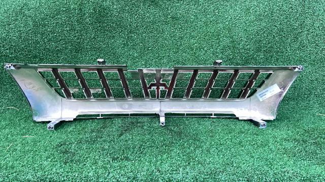 Grelha do radiador Mitsubishi L 200 3 K60, K70