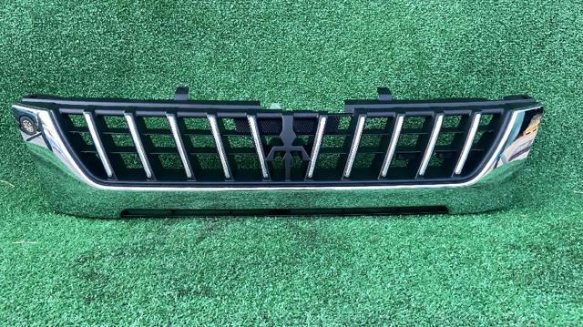 Grelha do radiador Mitsubishi L 200 3 K60, K70