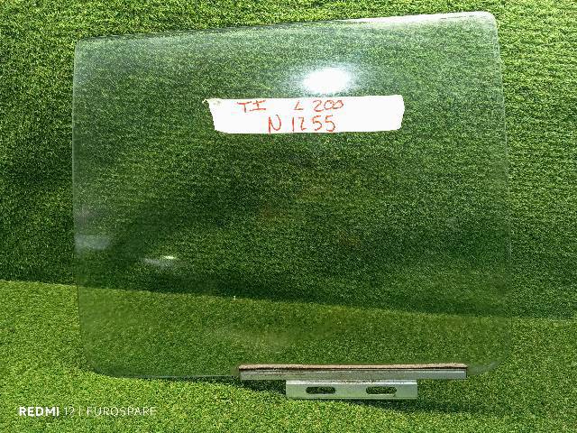 MR259239 Стекло двери задней левой купить Кривой Рог