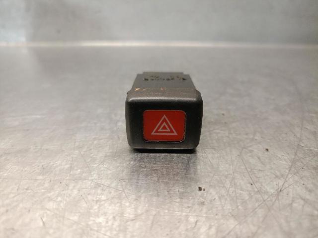 MITSUBISHI MR270315 Кнопка аварийки в наличии Киев