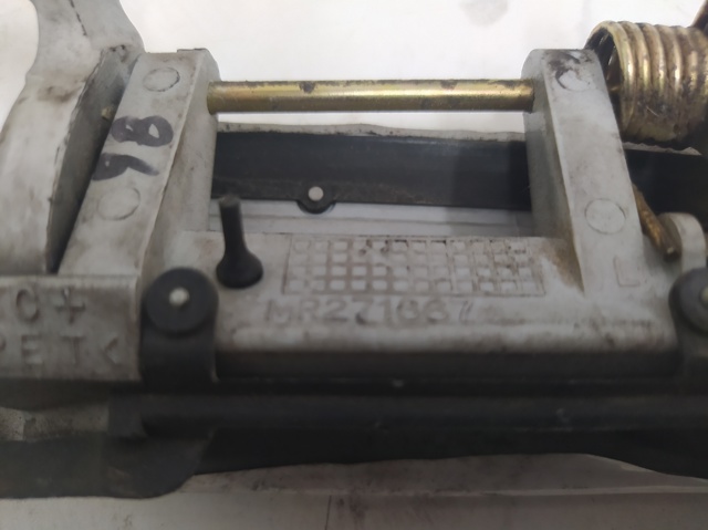 MITSUBISHI MR271867 в наличии Ровно