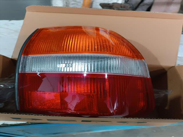 Lanterna traseira direita MR296240 MITSUBISHI