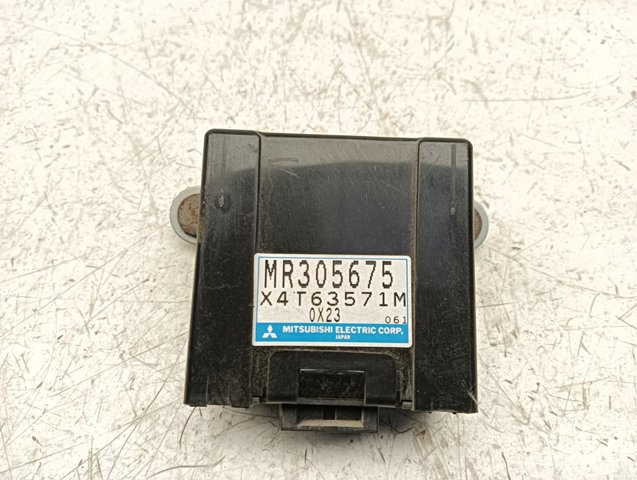 MITSUBISHI MR305675 в наличии Винница