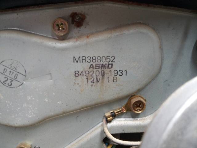 MR388052 MITSUBISHI Моторчик заднего дворника купить в Ровно
