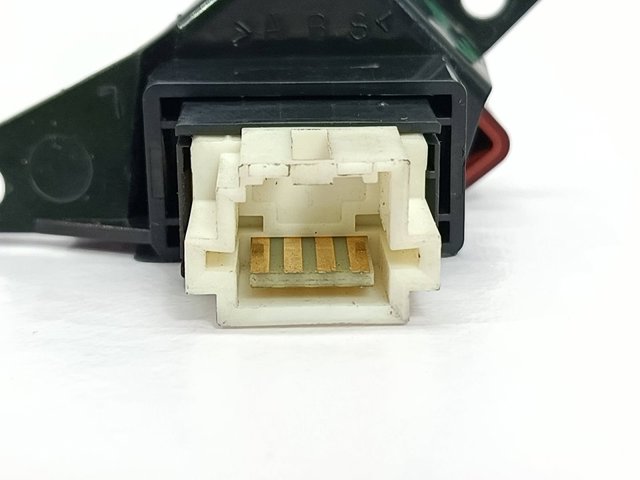 MITSUBISHI MR402662 Кнопка включения аварийного сигнала в наличии Чернигов