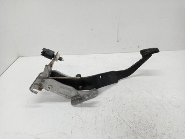 MITSUBISHI MR407330 в наличии Полтава