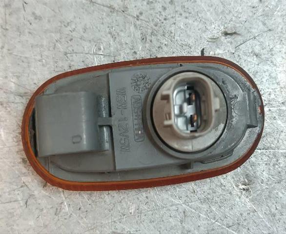 MITSUBISHI MR416090 Повторитель поворота в наличии Ирпень