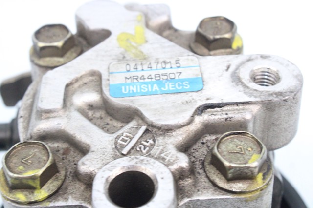 Bomba da Direção hidrâulica assistida Mitsubishi Pajero V2W, V4W