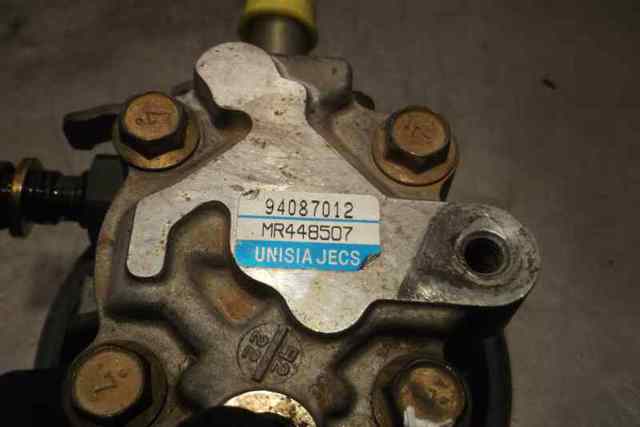 Bomba da Direção hidrâulica assistida Mitsubishi Pajero V2W, V4W