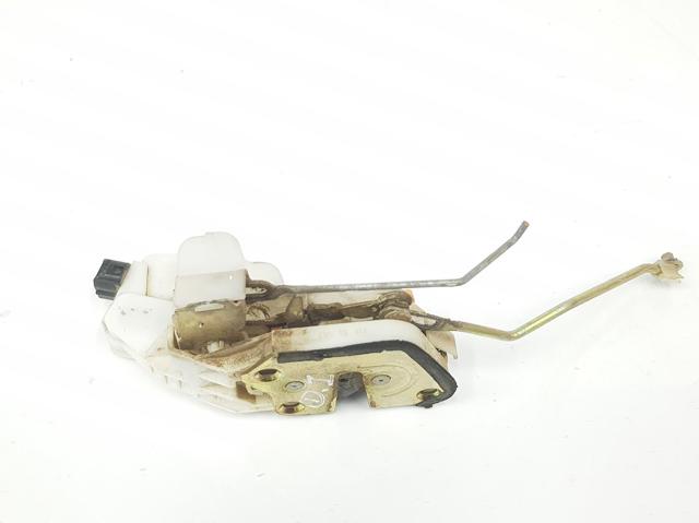 Fecho da porta dianteira esquerda MR473987 Mitsubishi