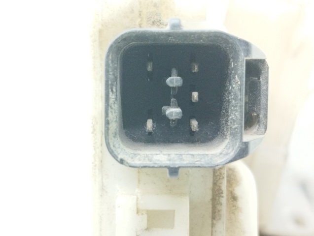 Fecho da porta dianteira esquerda MR473987 Mitsubishi