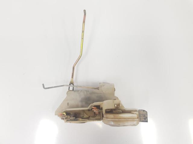 Fecho da porta dianteira esquerda MR473987 Mitsubishi