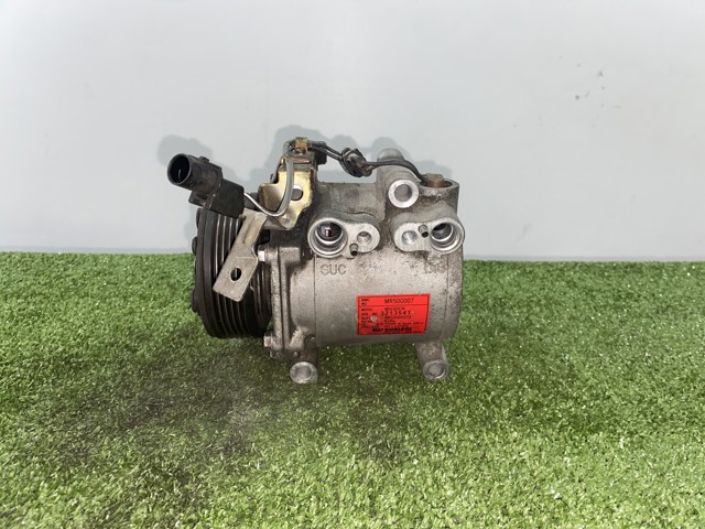 Compressor de ar condicionado para Mitsubishi Carisma 1.6 (DA1A) 4G92 MR500007