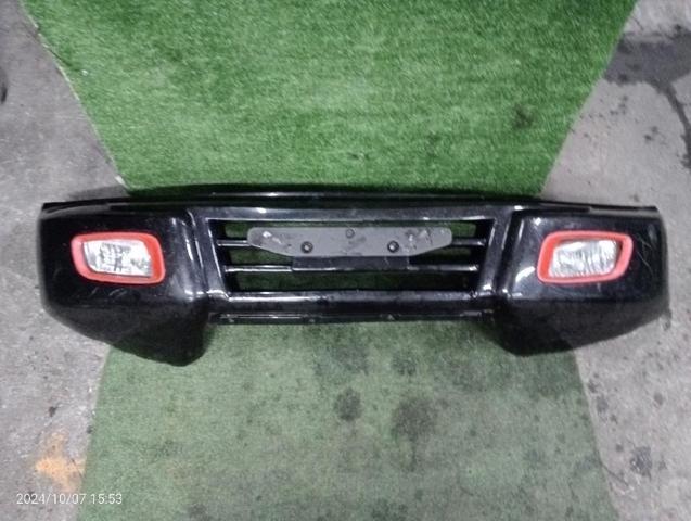 Pára-choque dianteiro Mitsubishi Pajero K90
