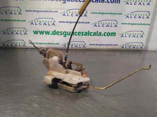 Fecho da porta dianteira esquerda Mitsubishi Pajero V90