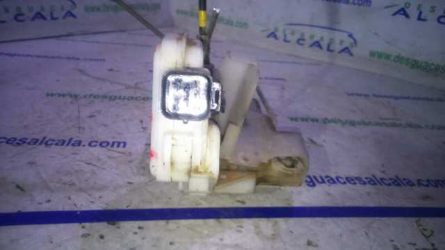 Fecho da porta dianteira esquerda Mitsubishi Pajero V90