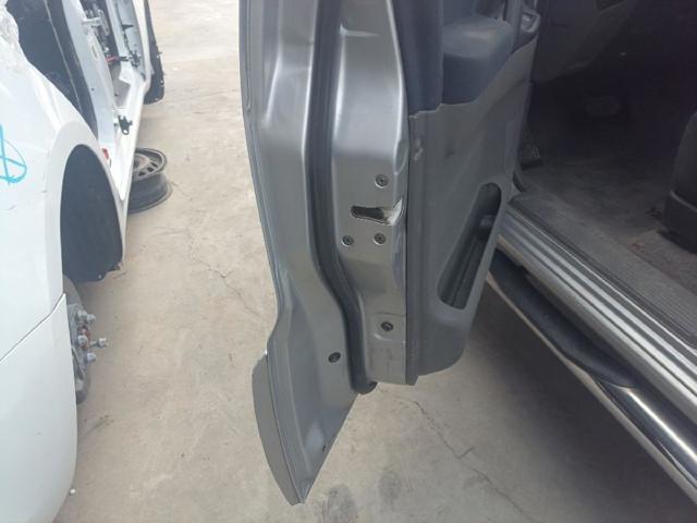 Fecho da porta dianteira esquerda Mitsubishi Pajero V90