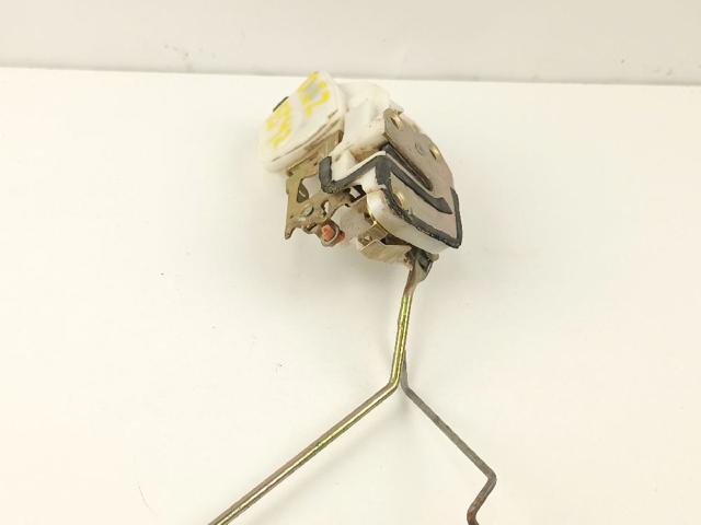 Fecho da porta dianteira esquerda Mitsubishi Pajero V90