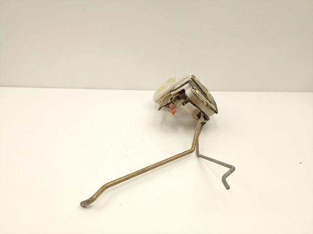 Fecho da porta dianteira esquerda Mitsubishi Pajero V90