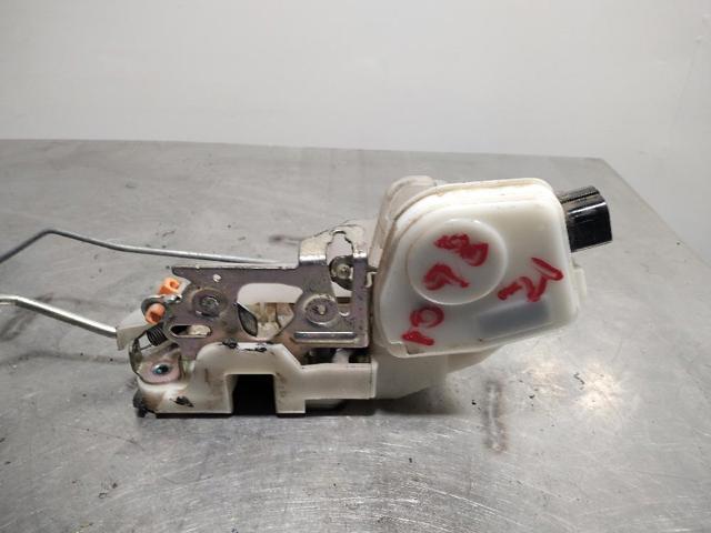 Fecho da porta dianteira esquerda Mitsubishi Pajero V90