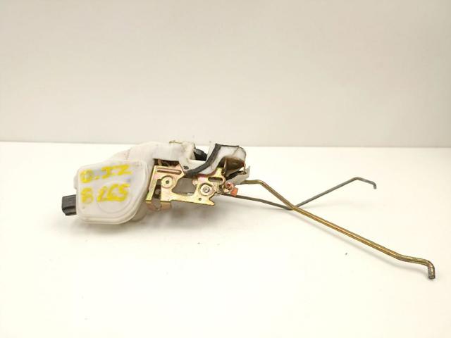 Fecho da porta dianteira esquerda Mitsubishi Pajero V90