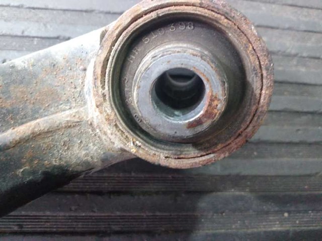 MR519398 Сайлентблок переднего верхнего рычага купить Запорожье