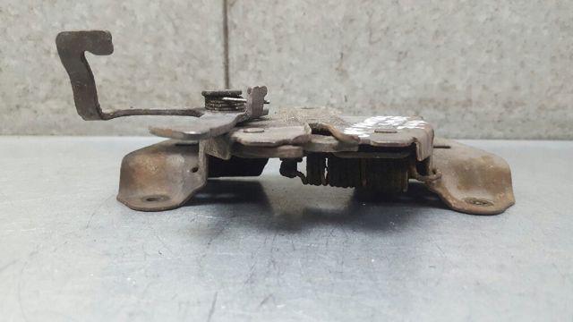 MITSUBISHI MR526658 Замок капота в наличии Полтава