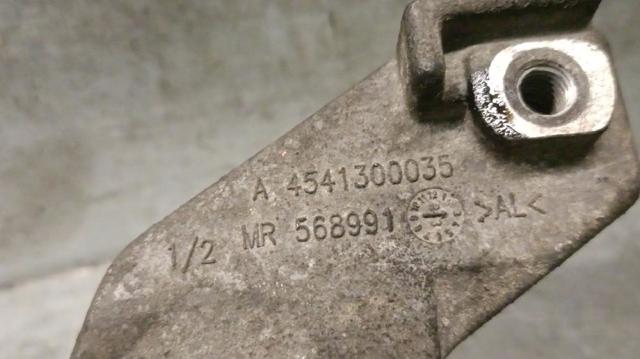MITSUBISHI MR568991 в наличии Ирпень