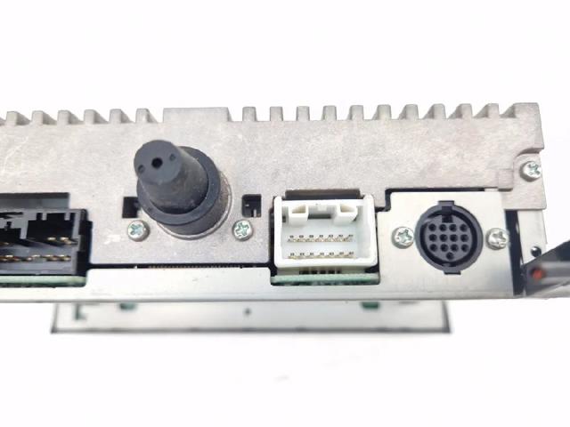 MITSUBISHI MR587702HB Магнитола (радио AM/FM) в наличии Чернигов