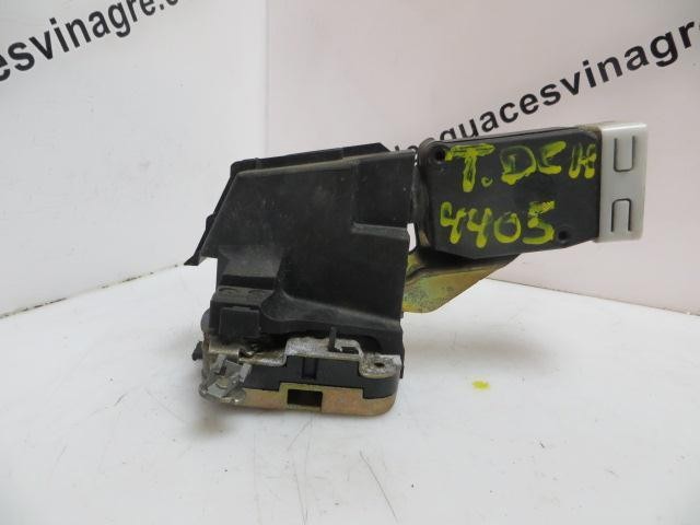 MR911348 MITSUBISHI Замок двери задней правой купить в Кривой Рог
