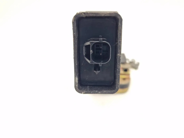 MR911381 MITSUBISHI Замок водительской двери купить в Житомир