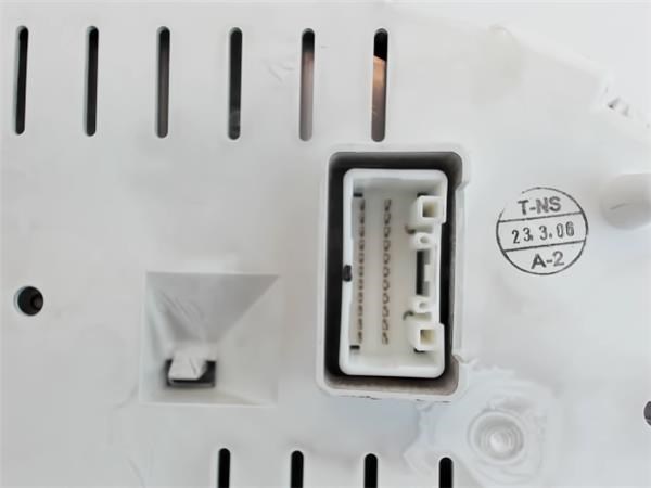 MR951770 MITSUBISHI Панель приборов купить в Киев