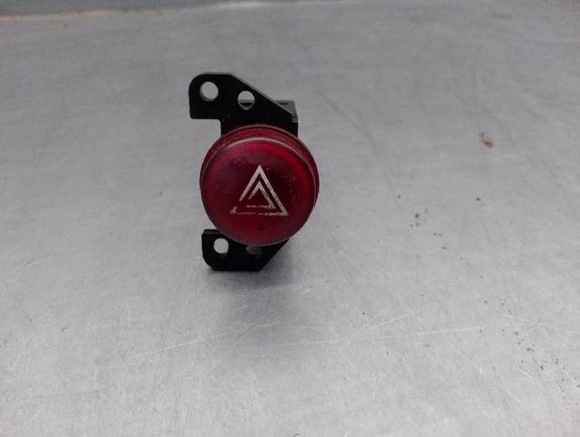 Botão de ativação do sinal de emergência MR951792 Mitsubishi