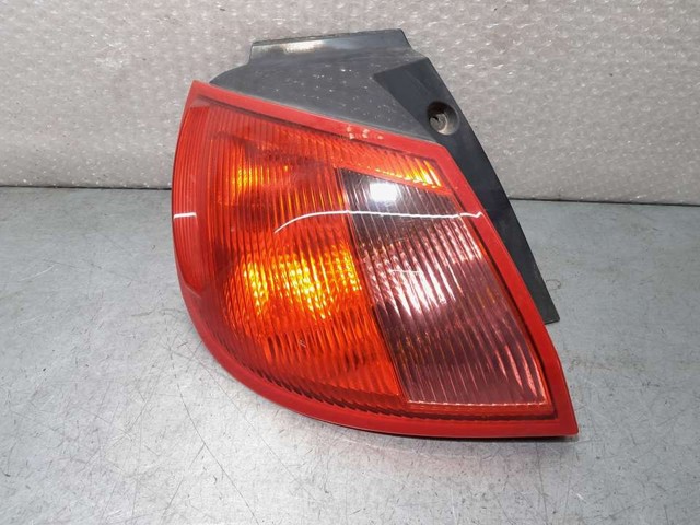 MR957365 Фонарь задний левый внешний купить Ровно