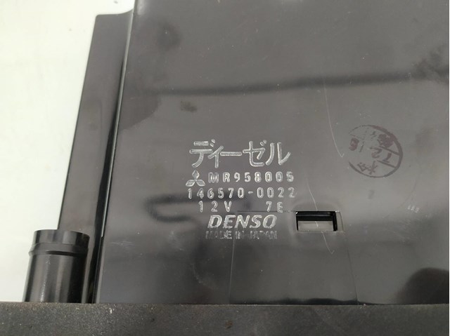 Controle de aquecimento / ar condicionado para Mitsubishi Montero III 3.2 Di-D (V68W) 4M41 MR958005