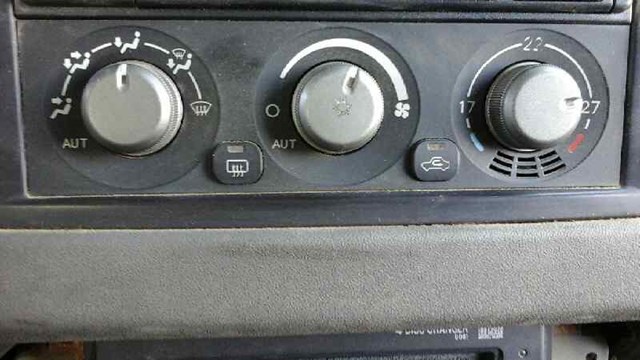 Controle de aquecimento / ar condicionado para Mitsubishi Montero III (v7_w,v7_w) (2000-2006) 3.2 Di-D (V68W) D 4M41 MR958005