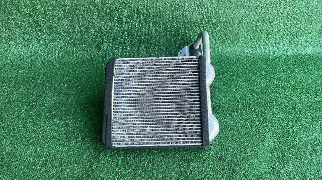 Radiador de forno (de aquecedor) Mitsubishi Pajero K90