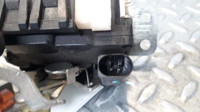 Fecho de tampa de porta-malas (de 3ª/5ª porta traseira) Mitsubishi Colt 6 Z3A