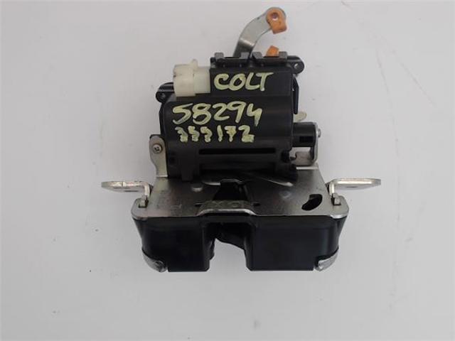 Fecho de tampa de porta-malas (de 3ª/5ª porta traseira) Mitsubishi Colt 6 Z3A