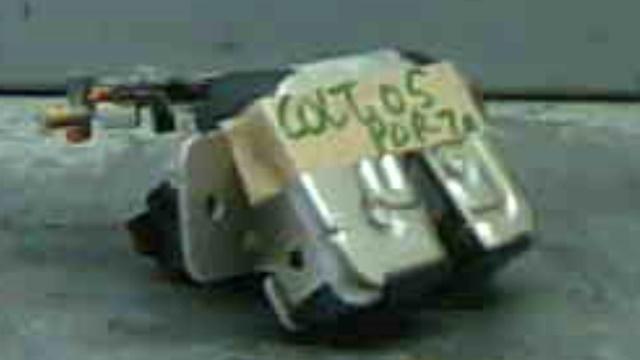 Fecho de tampa de porta-malas (de 3ª/5ª porta traseira) Mitsubishi Colt 6 Z3A