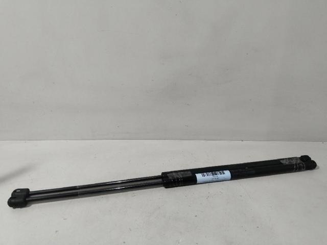 MR959247 MITSUBISHI Амортизатор багажника купить в Николаев